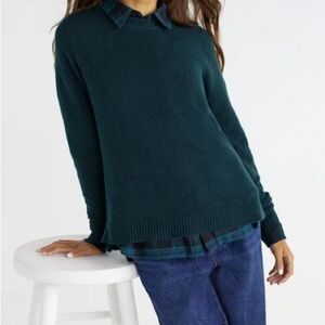 Side button classic crew neck soft sweater